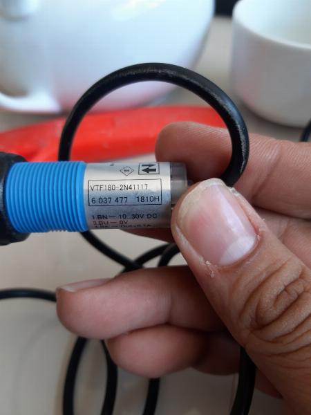 Cảm biến quang Sick VTF180-2N41117