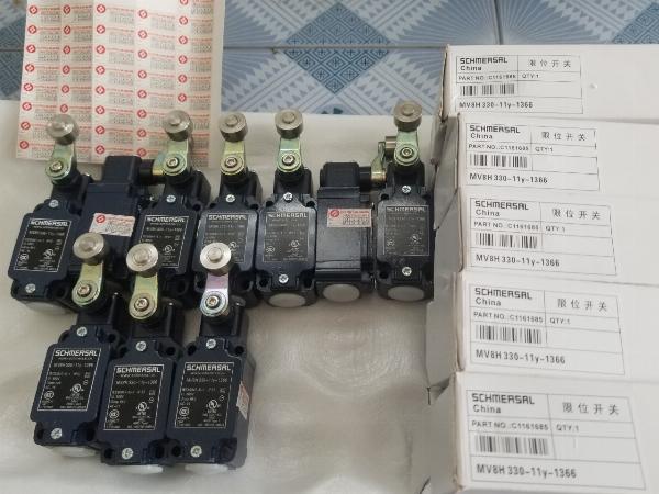 Công tắc hành trình Schmersal MV8H330-11y-1366